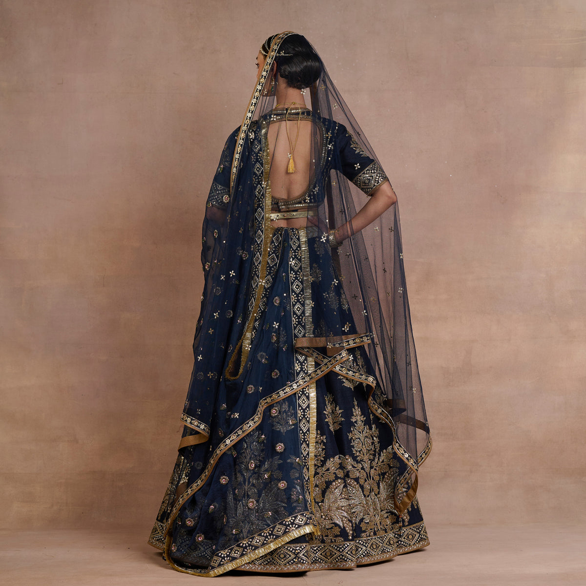 Midnight Blue Veil | Siddi