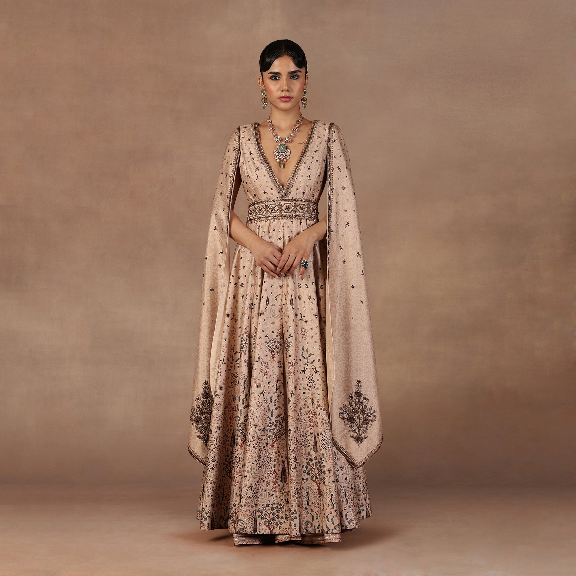 Almond Ivory Jacket Set | EAST