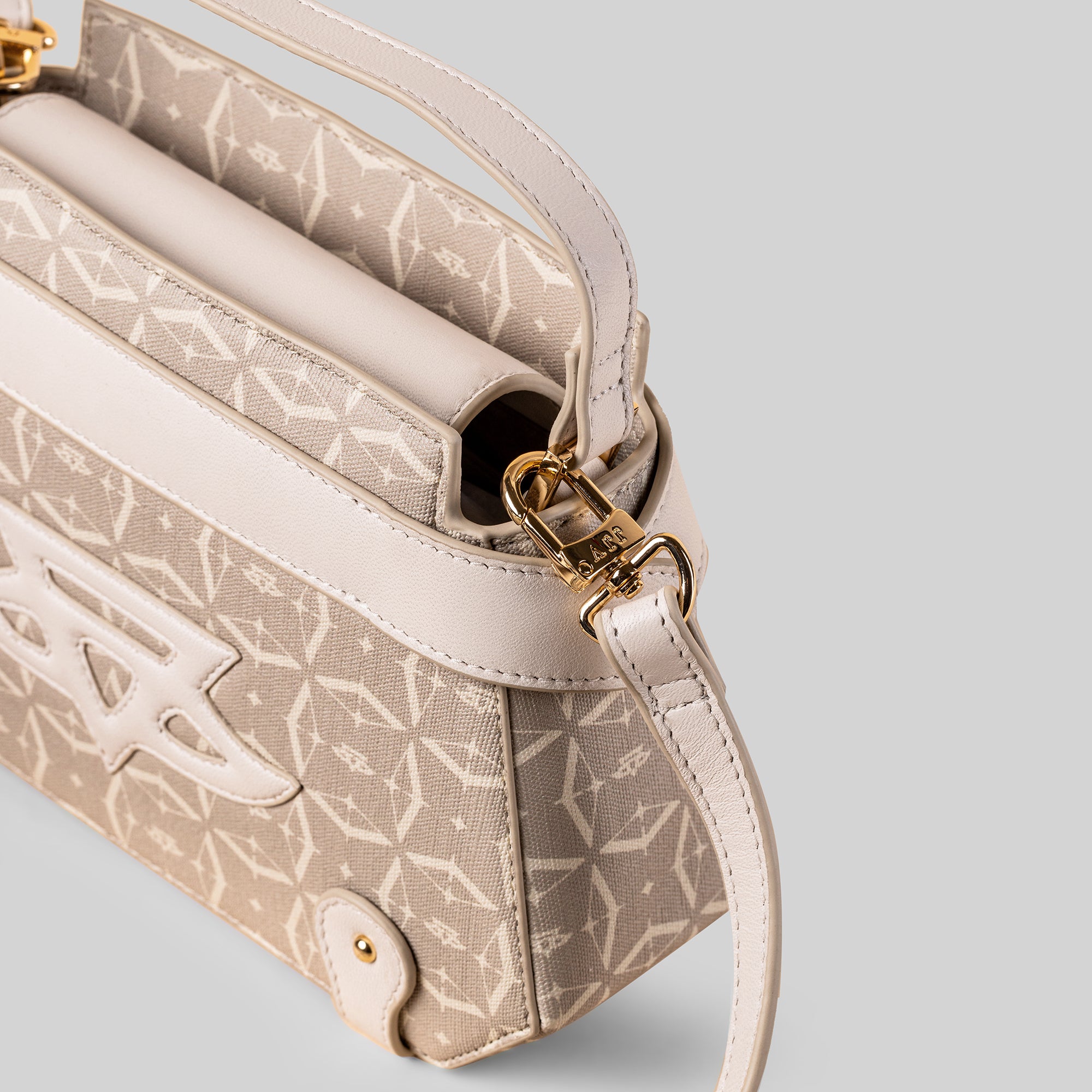 Crème Ivory Phoenix Top Handle Bag
