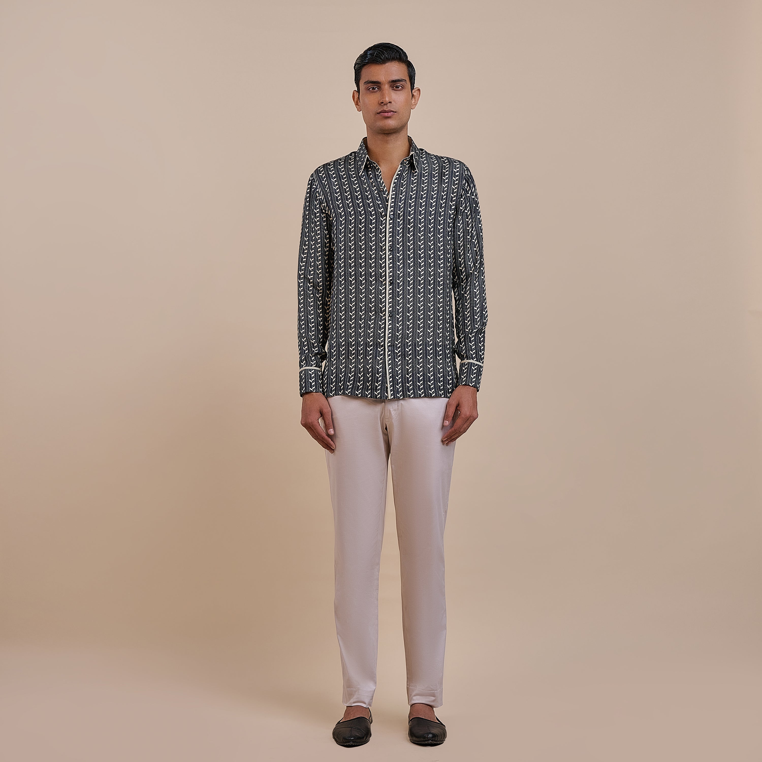Linear Chevron Shirt | ATTH