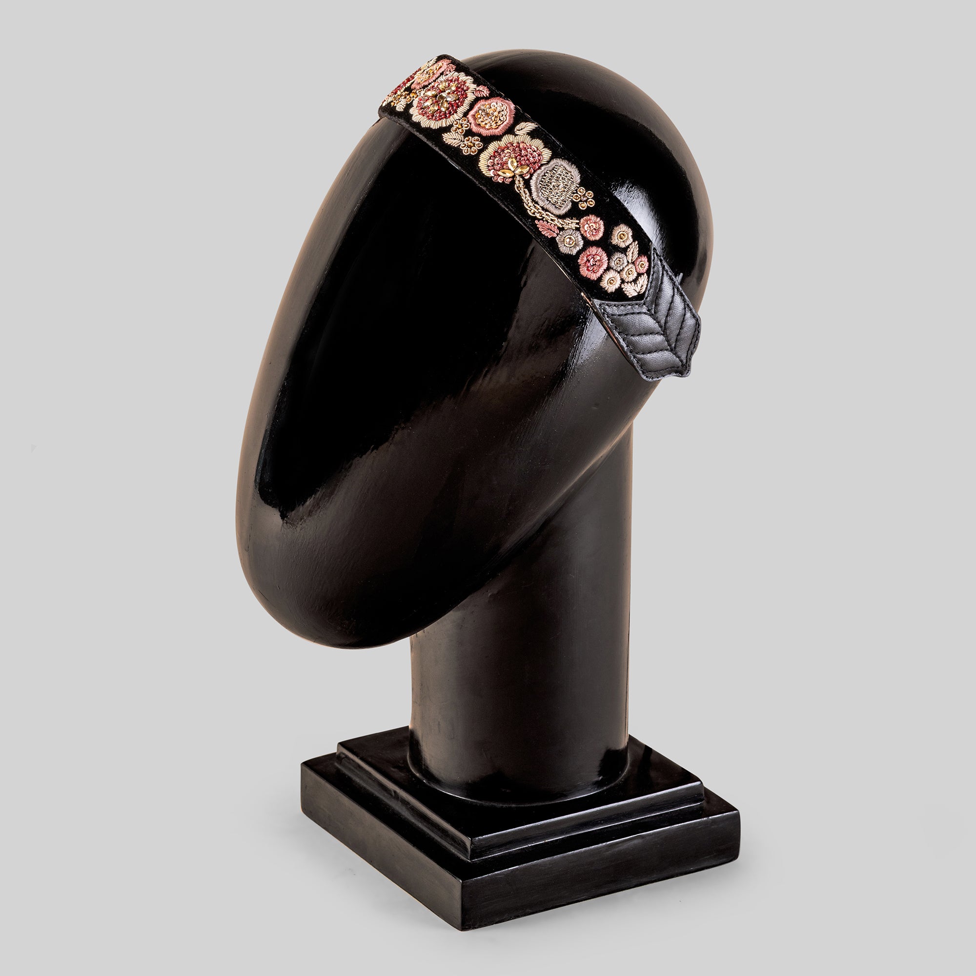 Noir Embroidered Hairband