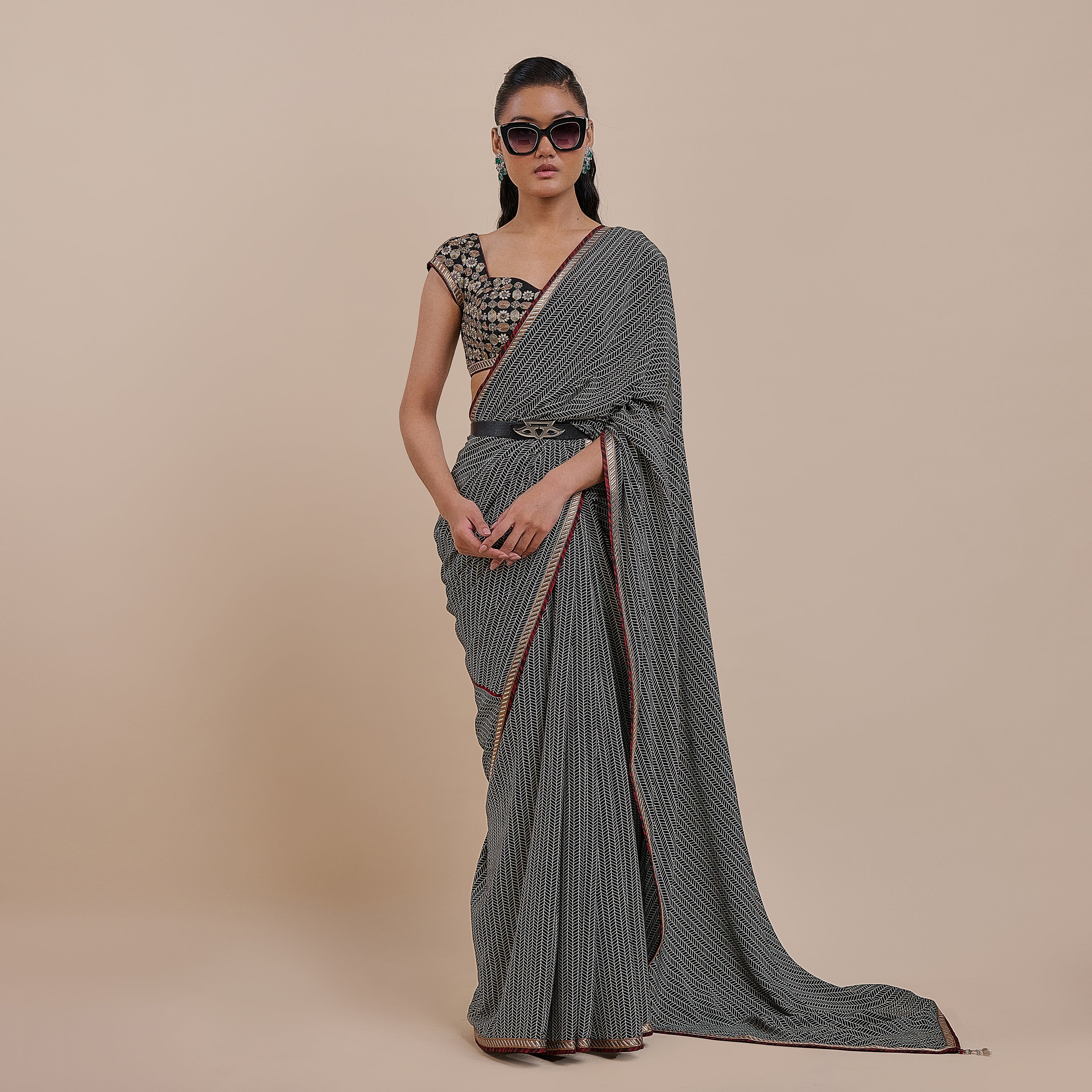 Striped Chevron Saree Set | ATTH